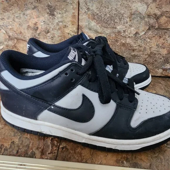 Nike dunks - Picture 2 of 3